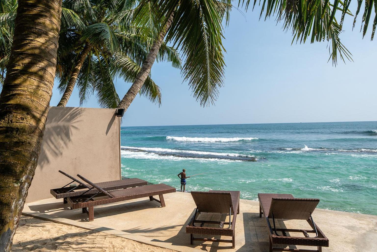 Villa Reef ตัลป์ ภายนอก รูปภาพ