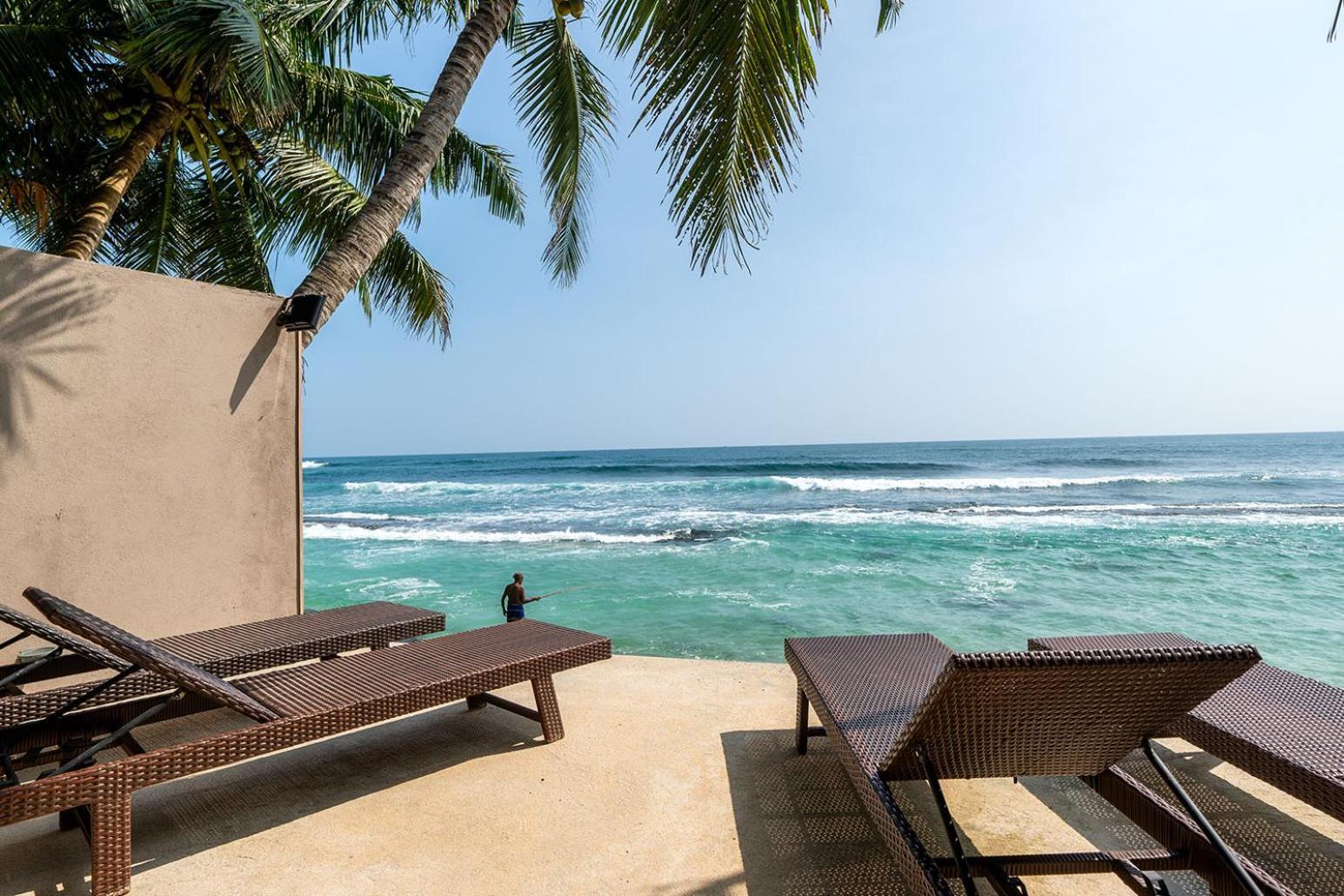 Villa Reef ตัลป์ ภายนอก รูปภาพ